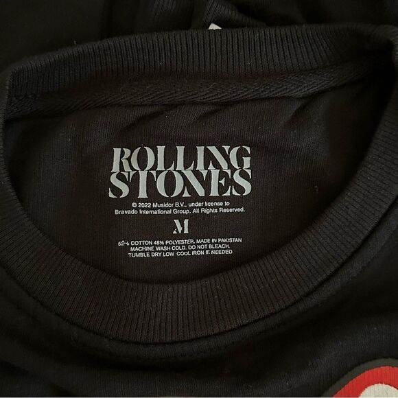 Rolling Stones Women’s Medium Spiked Tongue Graphic Crewneck Sweatshirt NWT - Picture 4 of 4